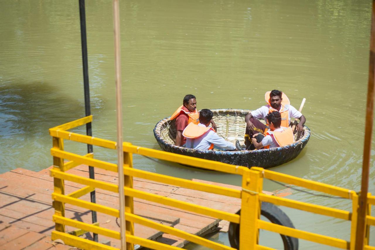 Nsk Anamthara Resort Private Limited Attingal ภายนอก รูปภาพ